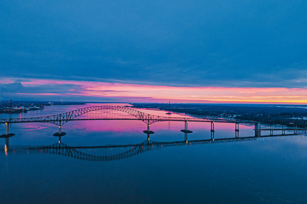 Pont Laviolette au lever du jour II